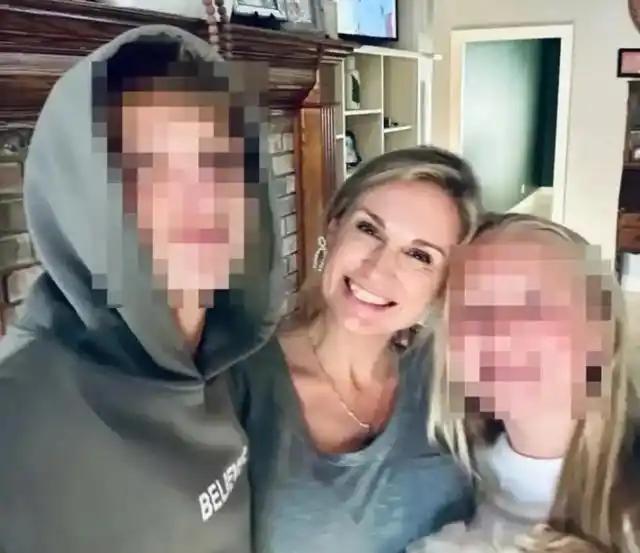 "太丢人"！儿子听见异响，发现母亲正侵害他16岁好友，女儿从门缝也目睹了，哭着劝