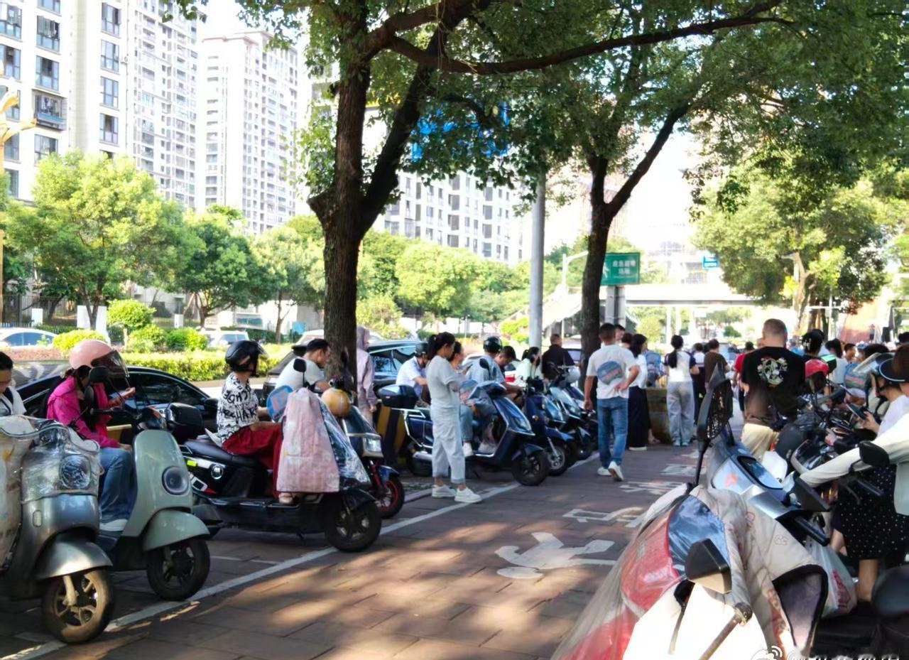 夏至×父亲节×端午×中考 闽侯考点藏满夏日温柔
2026年6月21日，夏至、父亲
