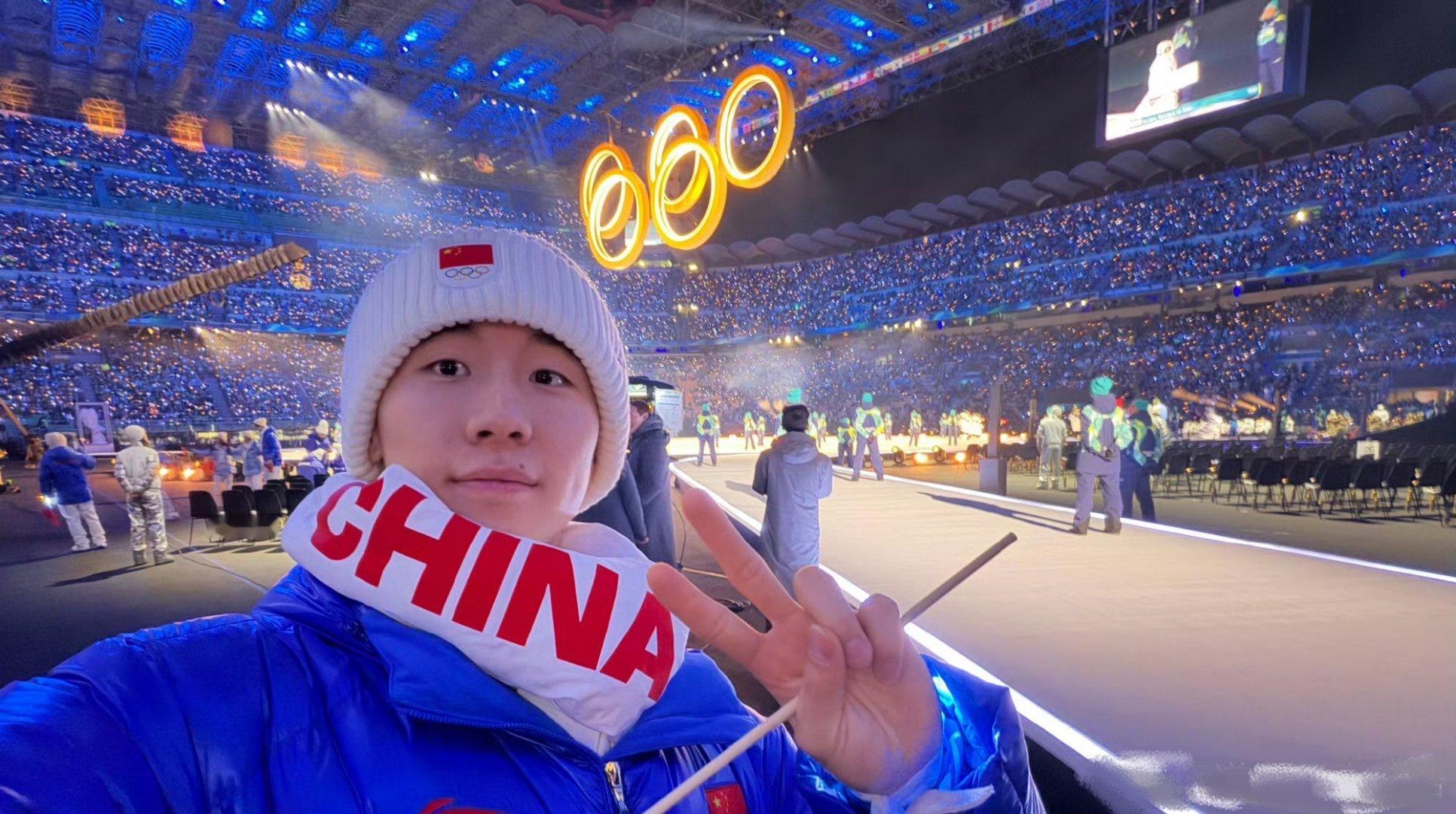 短道小孩哥鸳鸯冰鞋2026米兰冬奥会已盛大启幕，冰雪赛场的激情与荣耀正在意大利的