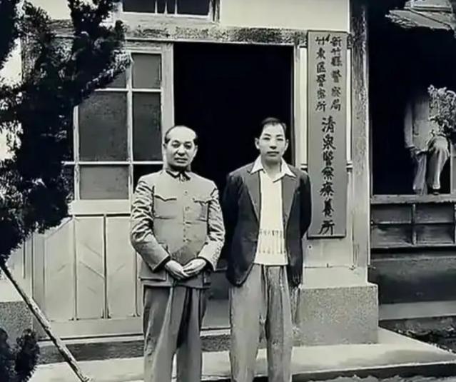 1962年，看守张学良长达25年的刘乙光终于得到了调任的命令，恢复了“自由”。在