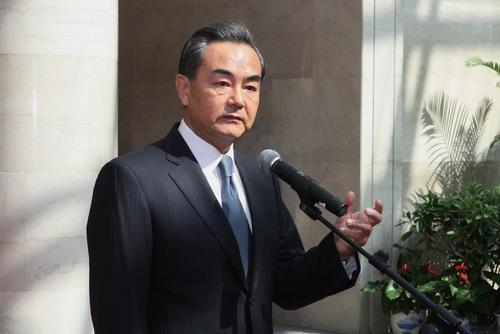 台湾不愿意“一国两制”，王毅外长曾对此回应，那就满足你们，从此以后台湾就只有一个