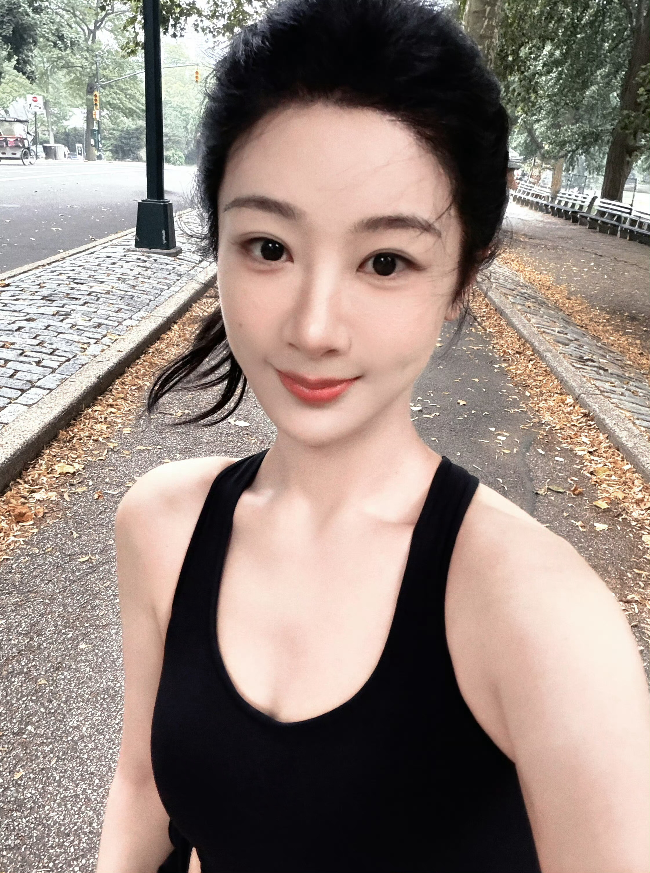 我身体很好，可以扛米袋子，扛煤气罐，可就是扛不住想你你的眼里装着星星，我从未见过