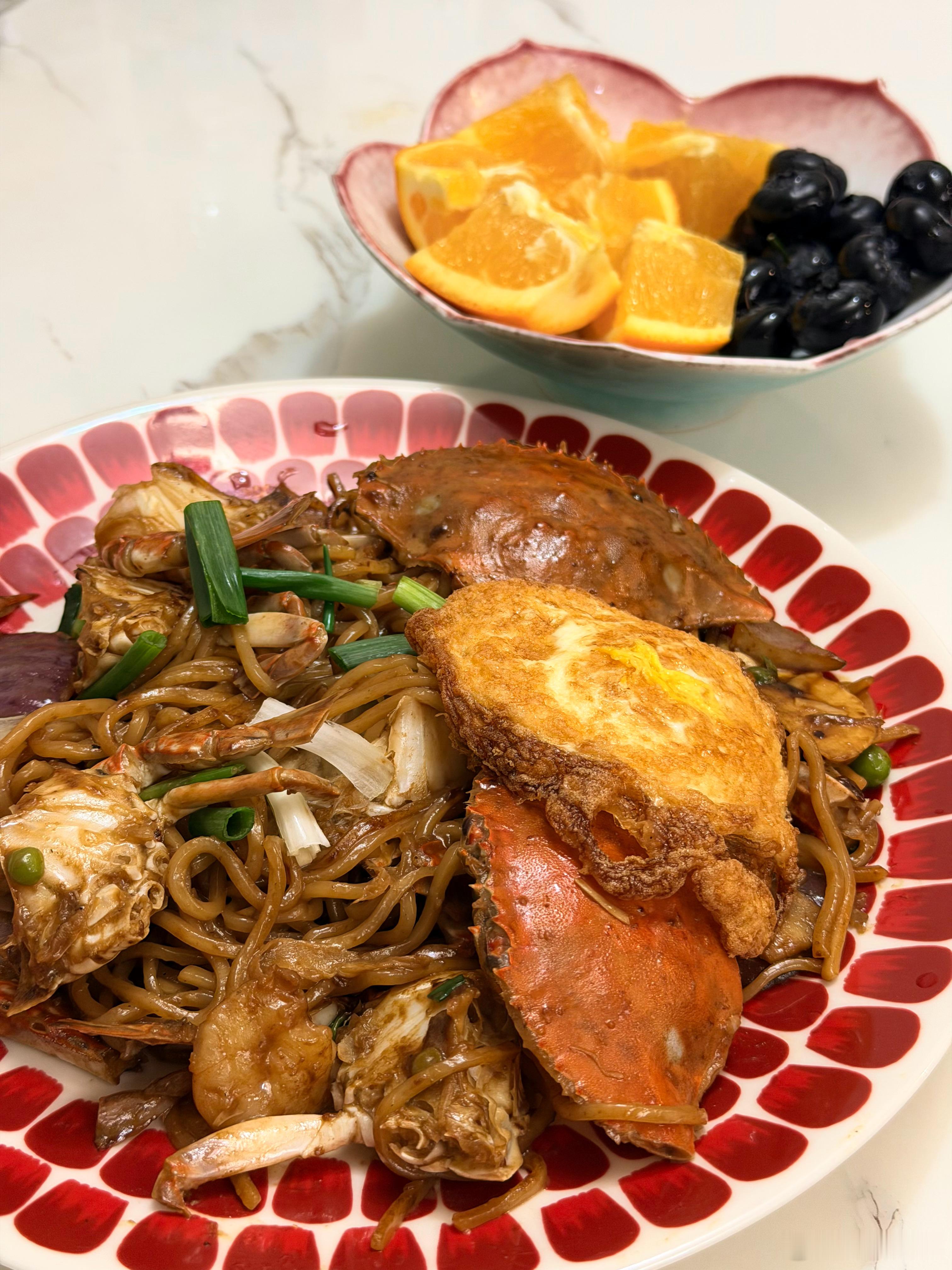 周末在家，炫着蟹面看唐诡3！剧才追了一半，就听说唐朝诡事录第4季下周就又要播啦！