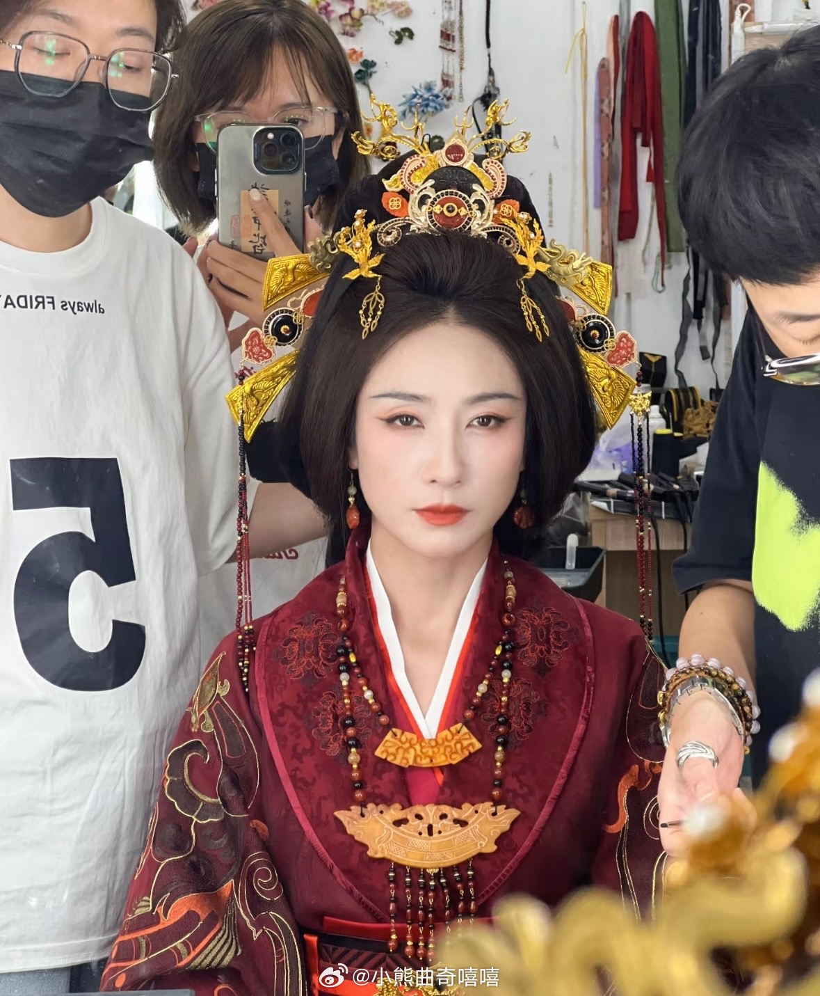 安陵容终于熬成太后了雀骨陶昕然塑造的何太后反差感十足，褪去安陵容的自卑怯懦，气场