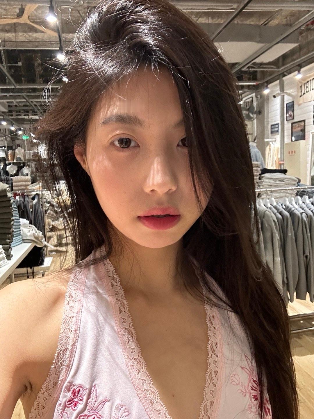 最近时尚穿搭 ​​​