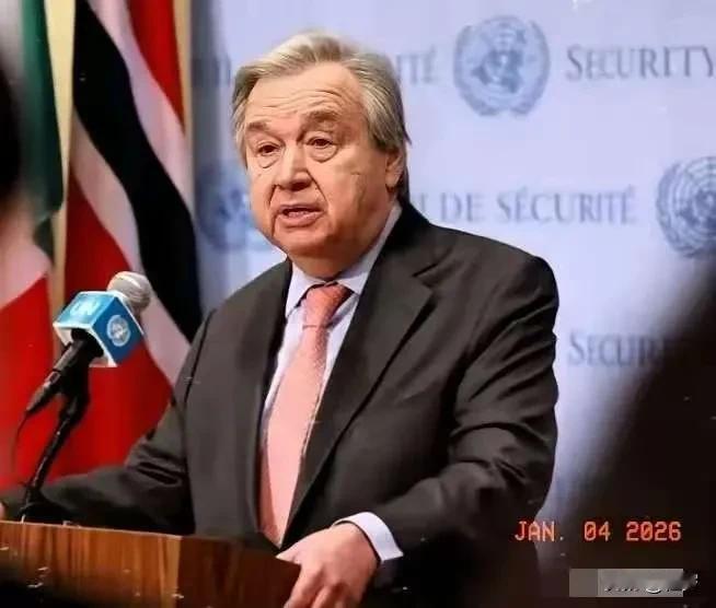 世卫组织谭德塞1月22日早晨被一则消息“炸醒”。美国正式退出世卫组织了，美国欠得