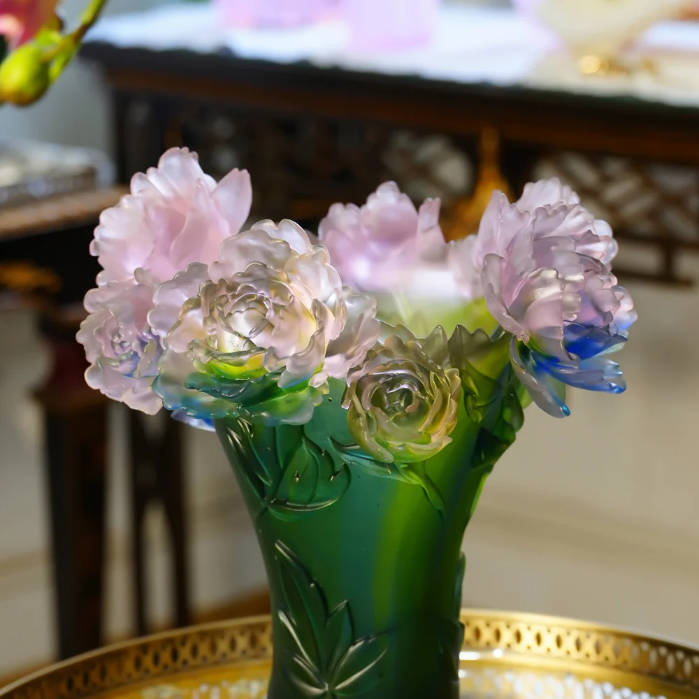 见过无数花瓶，唯独这只古法琉璃牡丹瓶戳中我所有浪漫审美