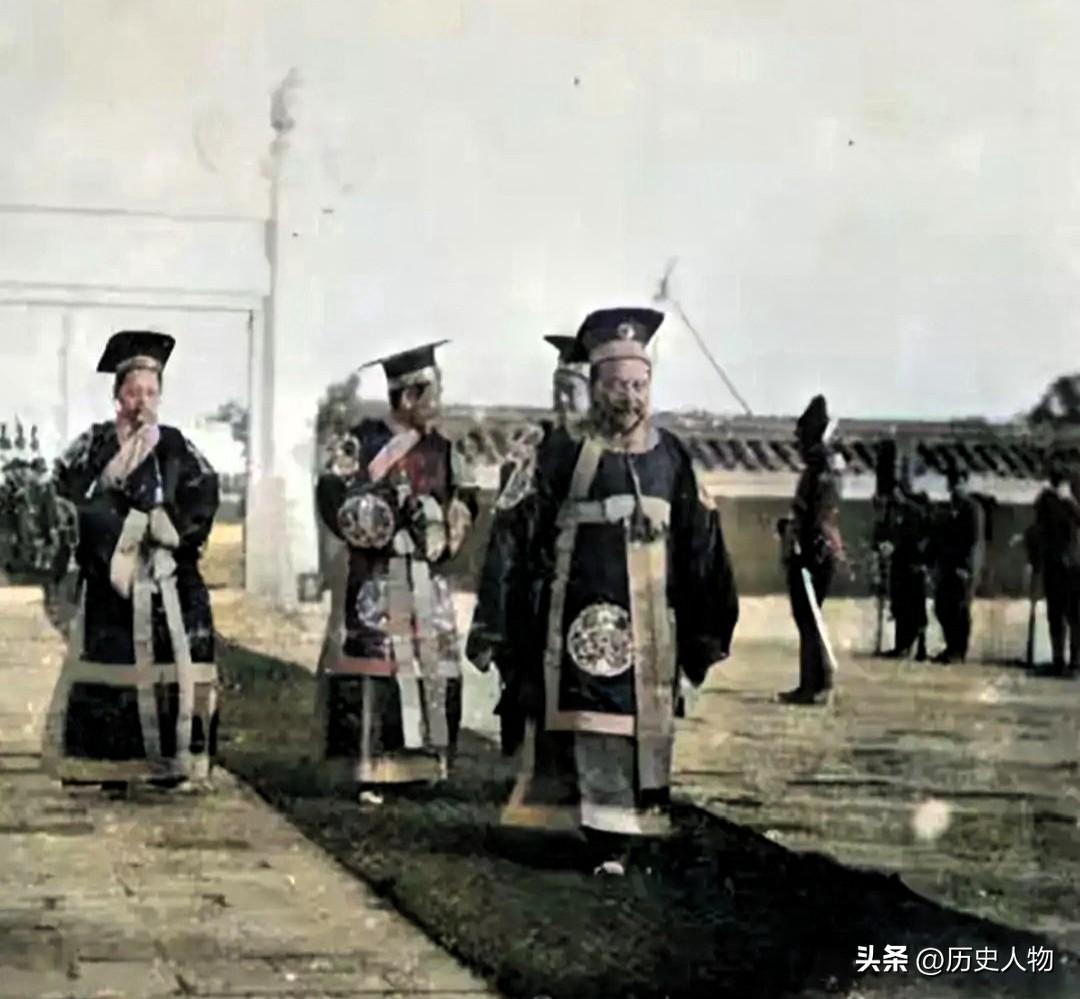 陆裕光，1915年12月袁世凯称帝，授予陆裕光三等男爵位，为桂系陆荣廷第三子。借