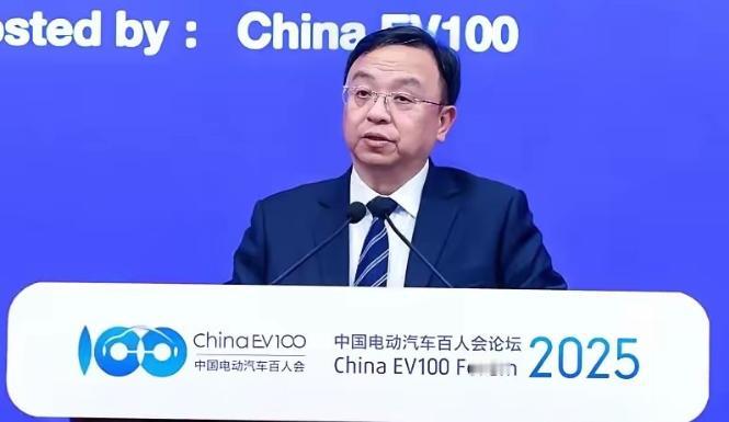 伤害性不大，侮辱性极强！

比亚迪王传福在重庆汽车论坛上再次语出惊人，他毫不留情