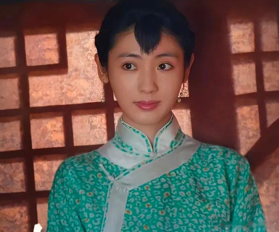 《生万物》：苏苏的悲剧人生，比绣绣更让人心疼 看《生万物》，最让人意难平的莫过于