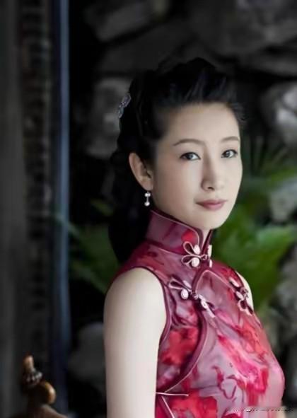 零神剧、全戏骨！张嘉益秦海璐50集硬核谍战抗战剧，老剧真的越看越香
 
现在的抗