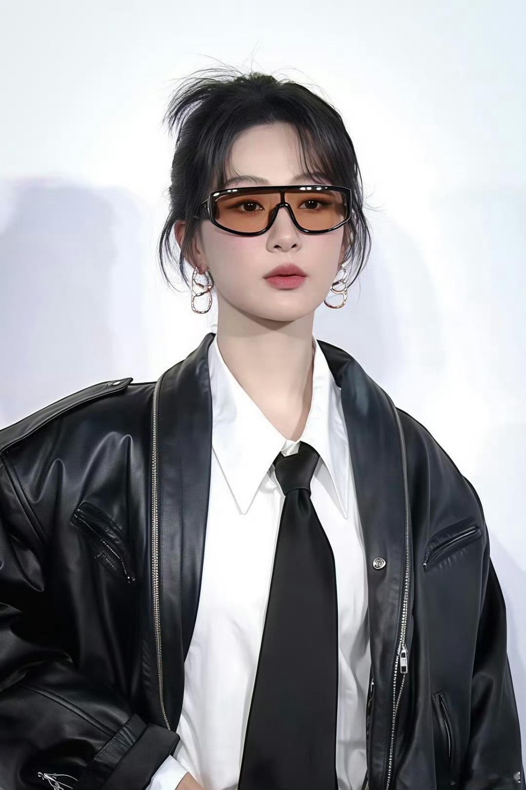 杨紫酷妹  [酷][酷]老公感十足！！！ 
