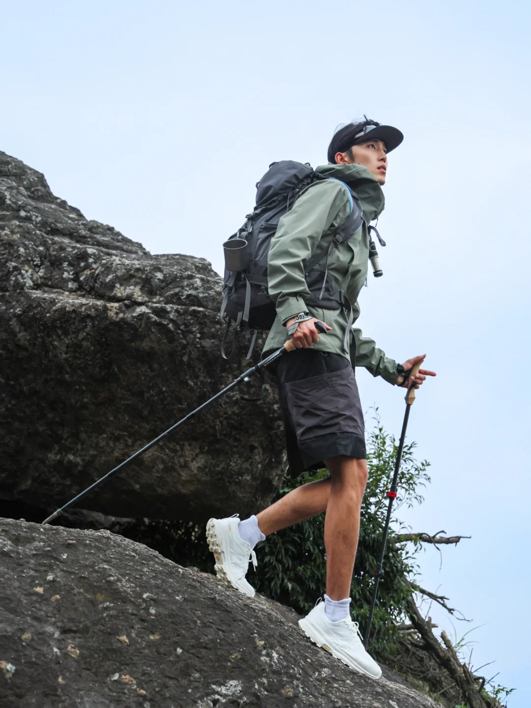 雨徒大雷山⛰️ 迷雾中的徒步者会懂