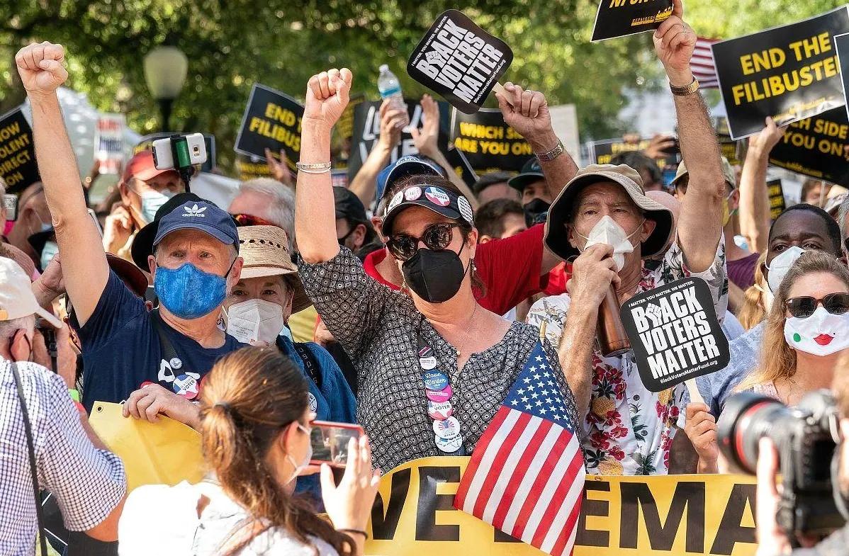 美国最想独立的两个州，美国属于联邦制国家，各洲都有很强的自主权，联合在一起组成国