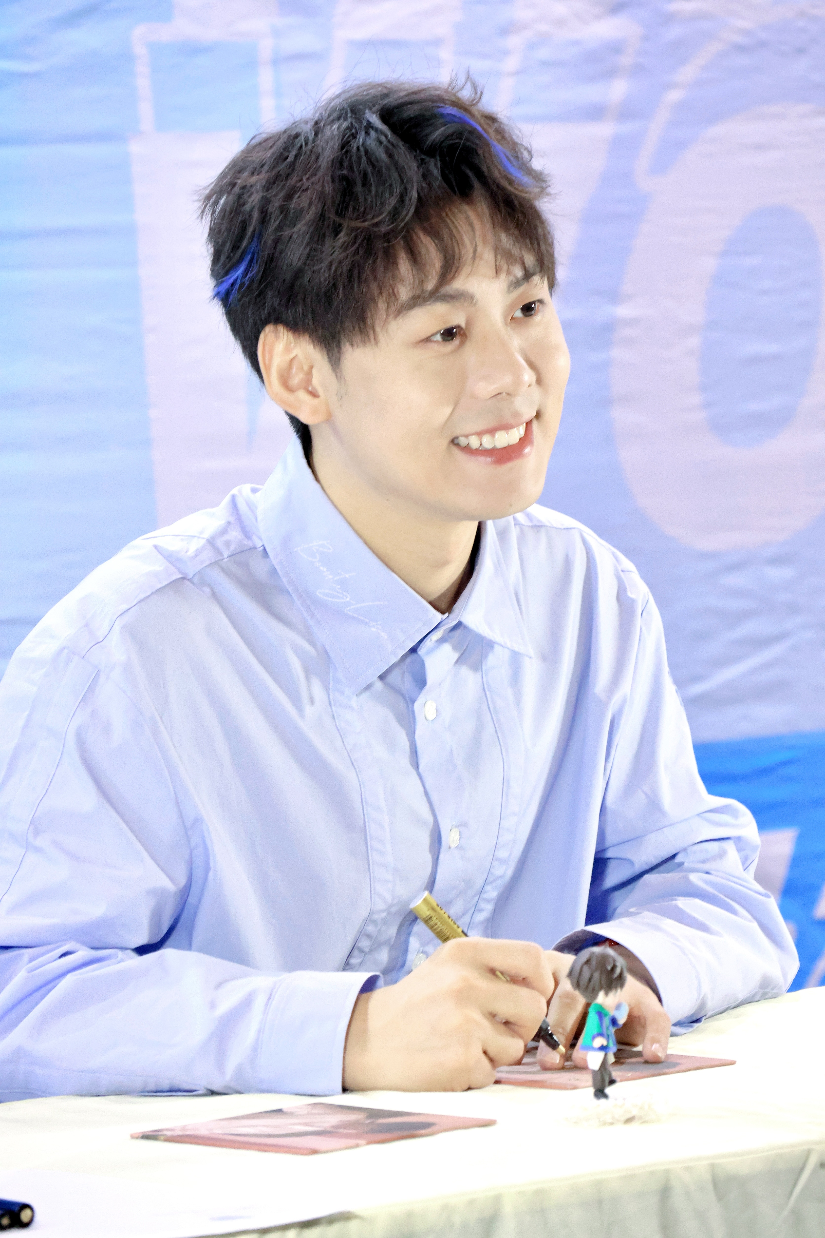 #配音演员赵成晨[超话]# 20240502  成都世界线蓝调青春男大学生[开学