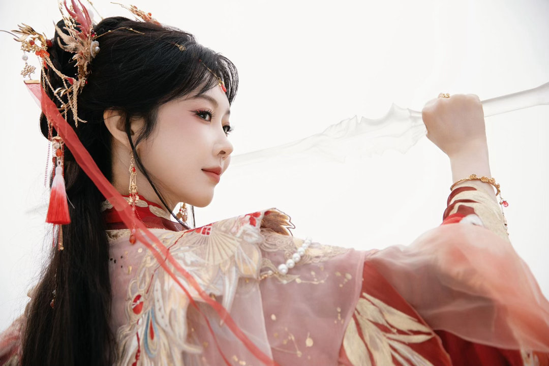 宣璐影视寒冬为工作变E 宣璐：其实我是个I人来着！哈哈哈哈，为了工作强行变E，这