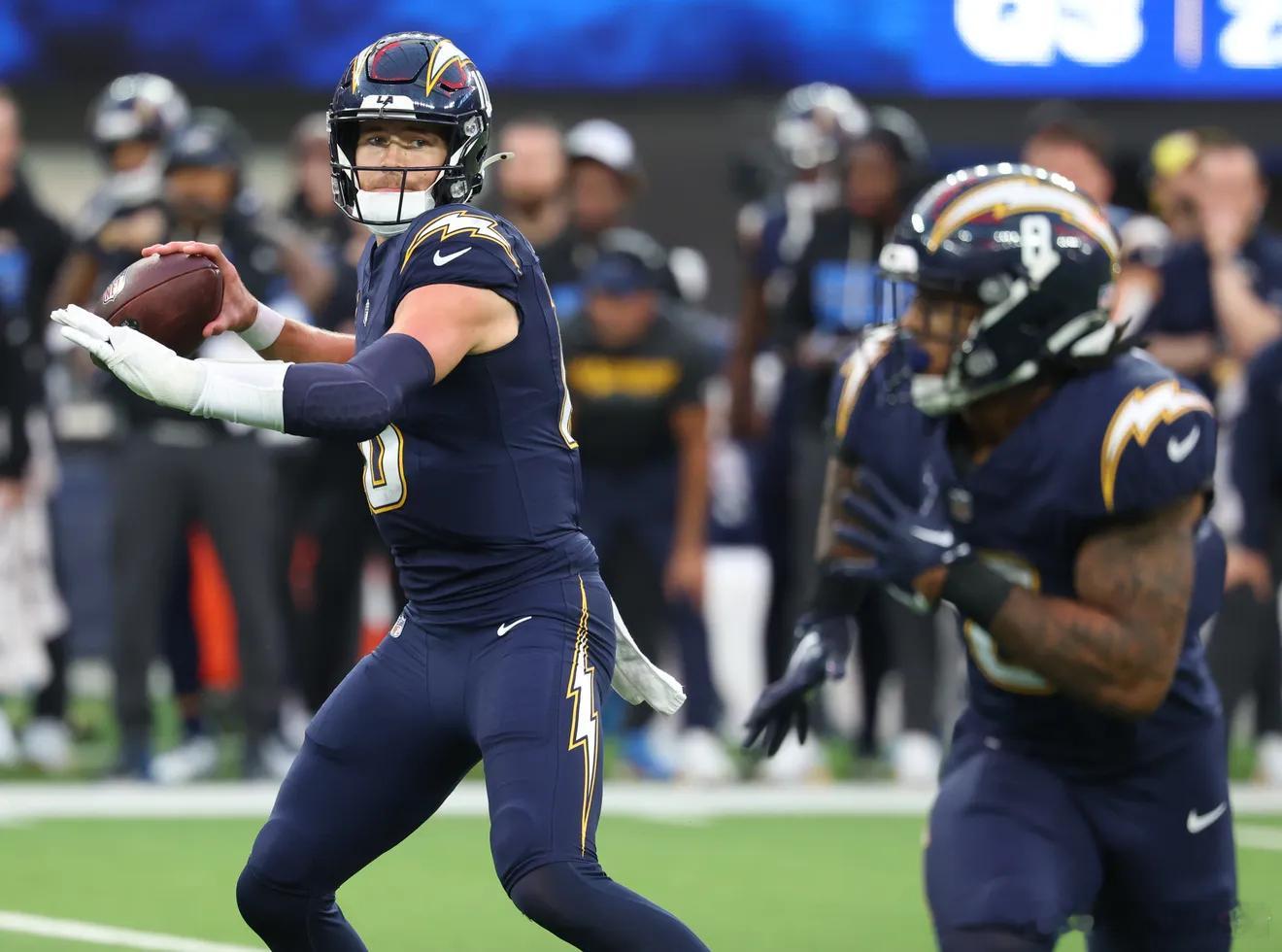 第17周德州人20：16闪电 