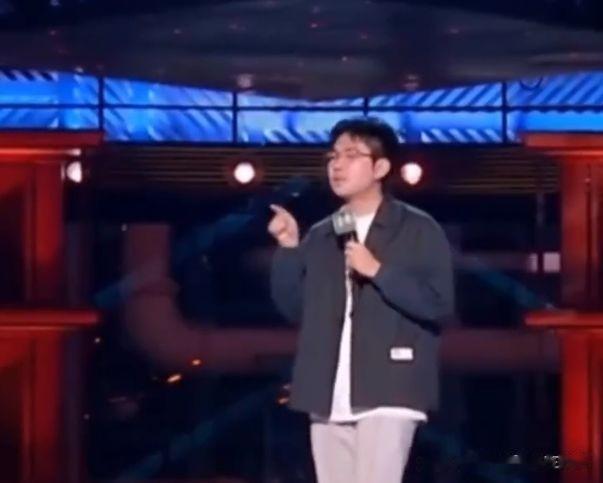 守住底线与创作自由根本不矛盾

某种意义上，守住了底线，才能更自由地进行创作。早