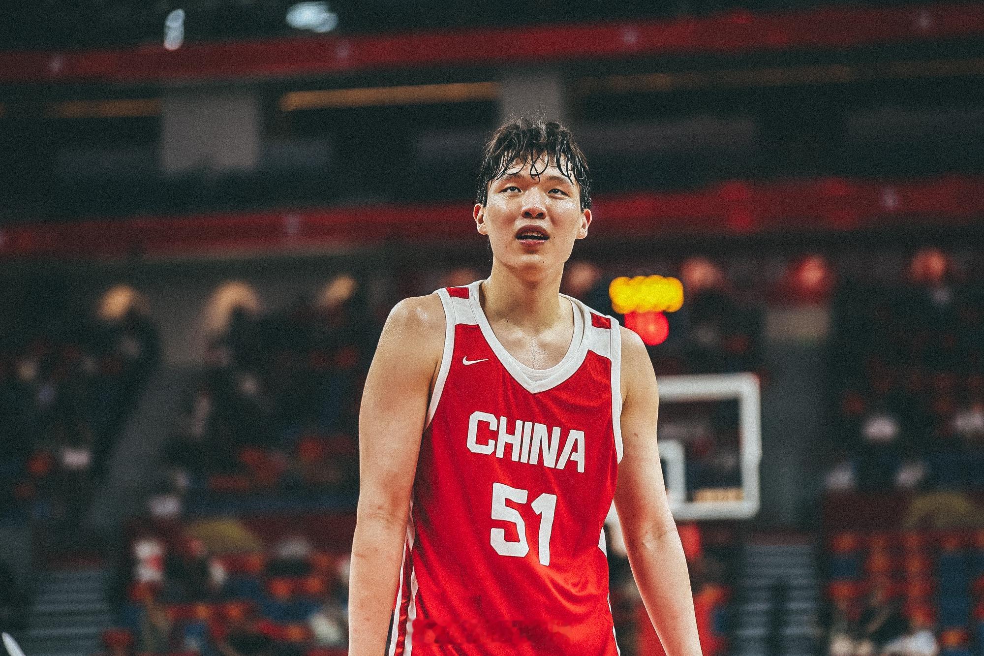 杨瀚森从NBA归来后的第一次国家队比赛没有降维打击，需要耐心的看待就是今天的中国