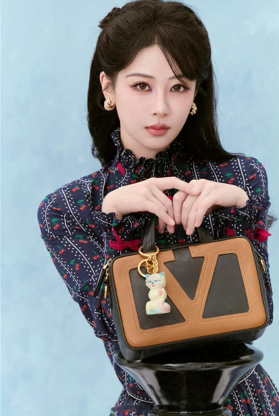杨紫工作室营业，好美！！！ ​​​