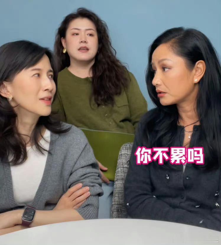 瞿颖又魔性上了🤣走到哪里欢乐就跟到哪里，瞿颖真实的打工人状态魔性又治愈，越品越