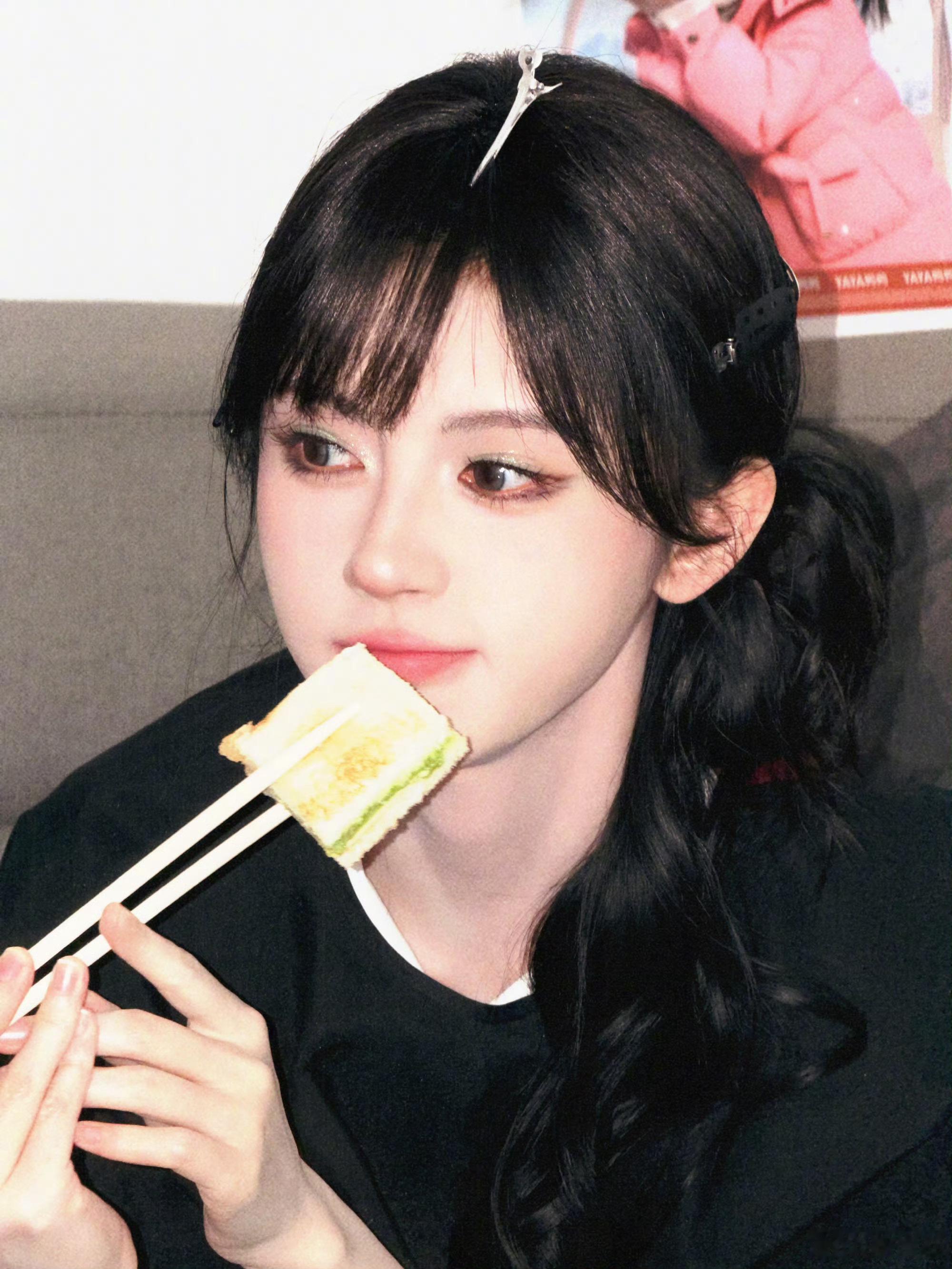 jjy 你是神殿损落的爱神是救赎我的玫瑰.Tu sei il tempio de