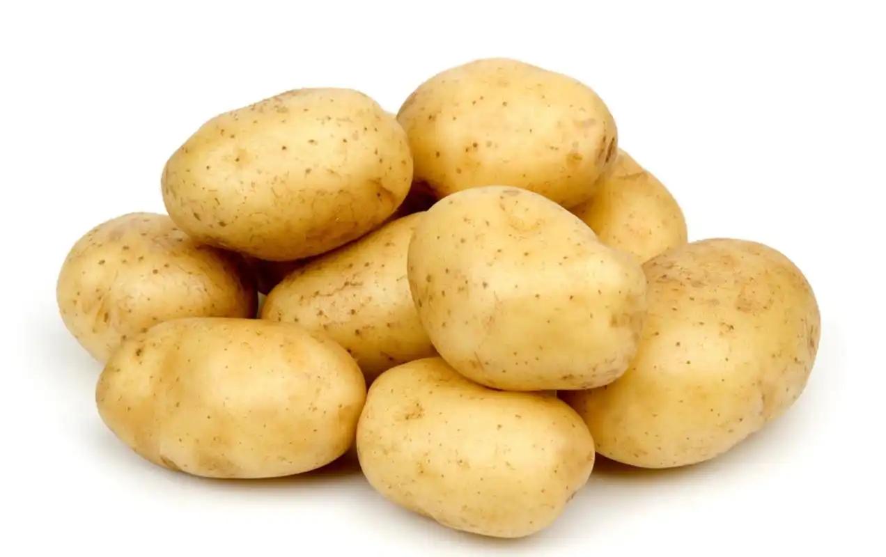 土豆立大功！医生表明：土豆对6种慢性疾病有好处，可以常吃
谁说土豆是“穷人饭”？