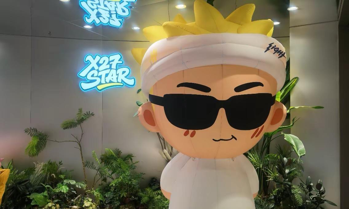 韬的快闪店已打卡～当然还去了二楼YKYB门店～😊😊😁黄子韬 黄子韬快闪店 
