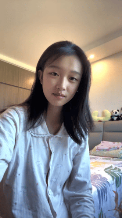 刚睡醒，是不是有点懒了？睡到这个点 ​​​