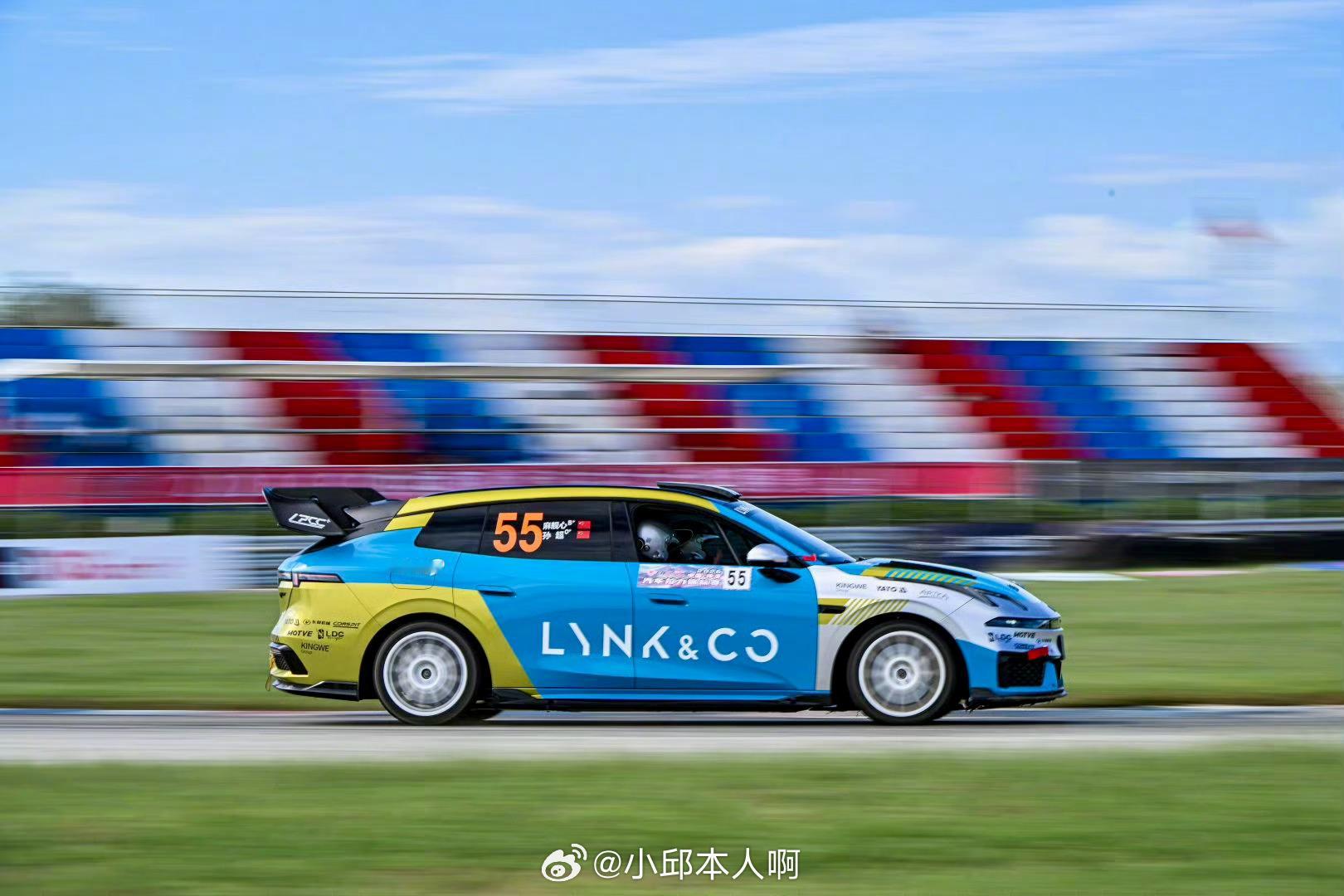 领克07GT拉力赛首战领克这波是真敢玩——7台07GT拉力赛车，直接扔进怀柔的盲
