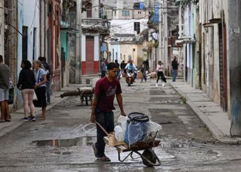 美国的霸权已经嚣张到这份上，把古巴往死里逼，断能源、搞封锁，还放话要动武，结果被