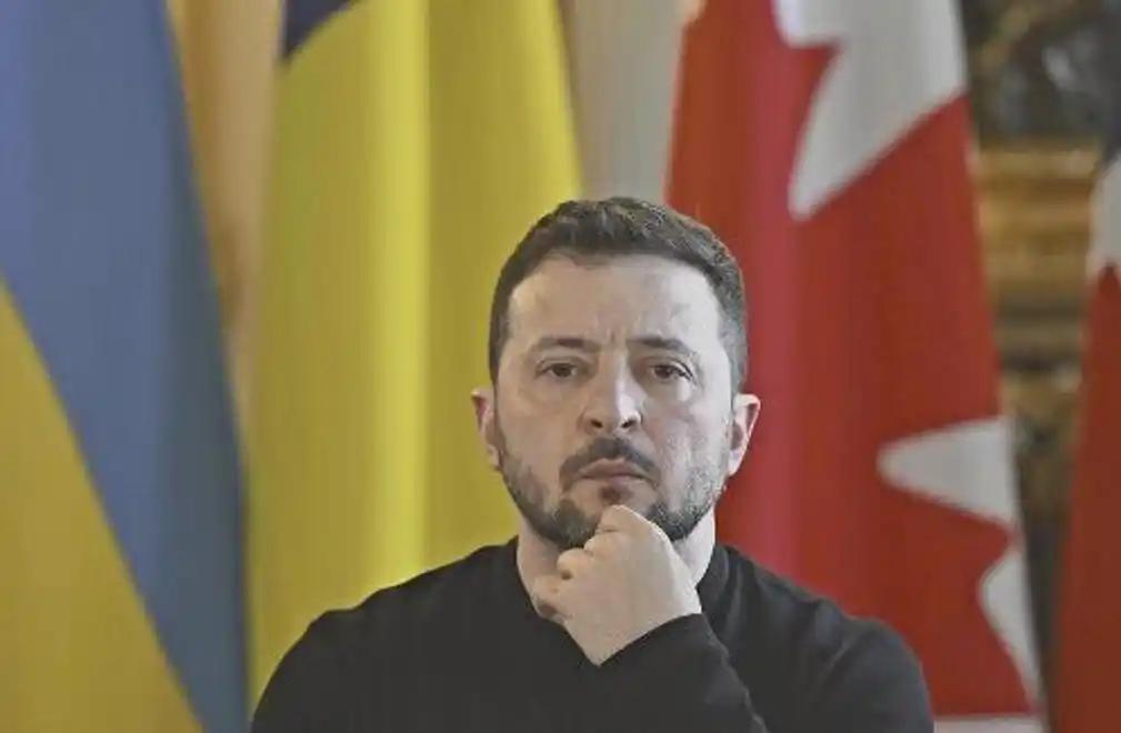 油价破百、俄军回血！
中东战火唯一赢家浮出水面，基辅彻底沉默。
 
布伦特原油已