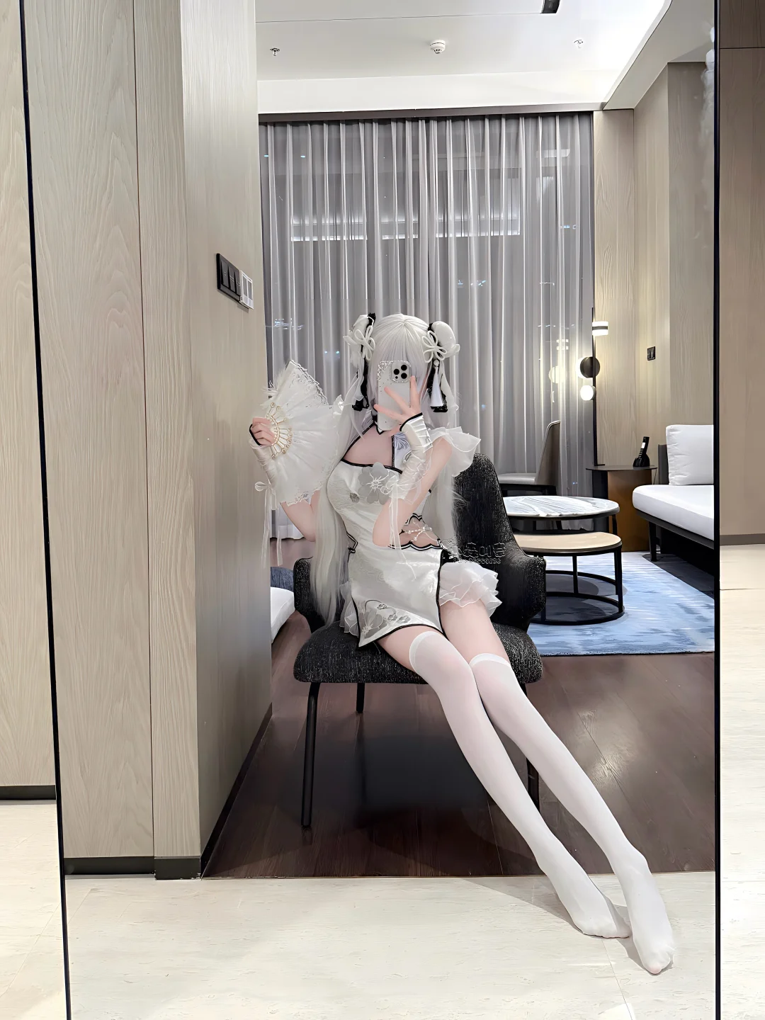 紫萍把你打趴下后 可不会给你上药哦