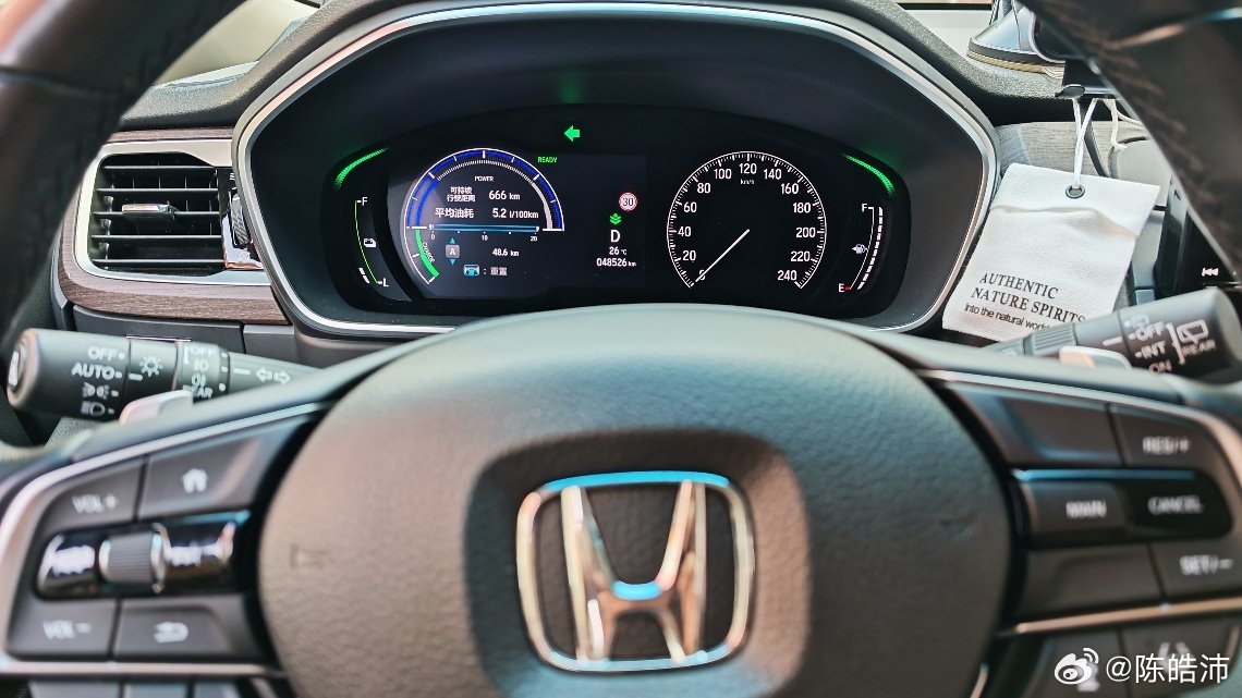 油价大涨后的第一天，发动机的声音听起来像点钞机一样