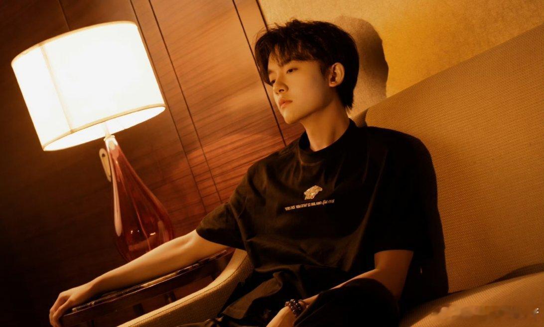 #李明德20天瘦了12斤#李明德20天瘦了12斤，整个人都精神了。 ​​​