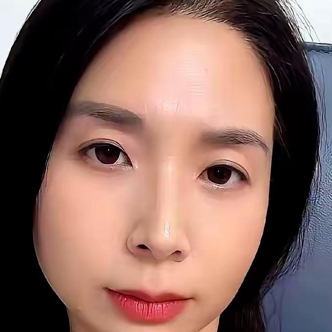 我敢打赌，崔丽丽现在夜里回想起来，都得给自己俩大嘴巴子。
 
本来剧本都写好了：