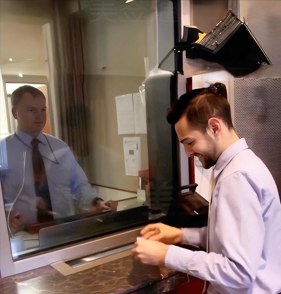 手里有美签的注意了！别再以为签证到手就万事大吉，现在5500万美签持有者全在美方