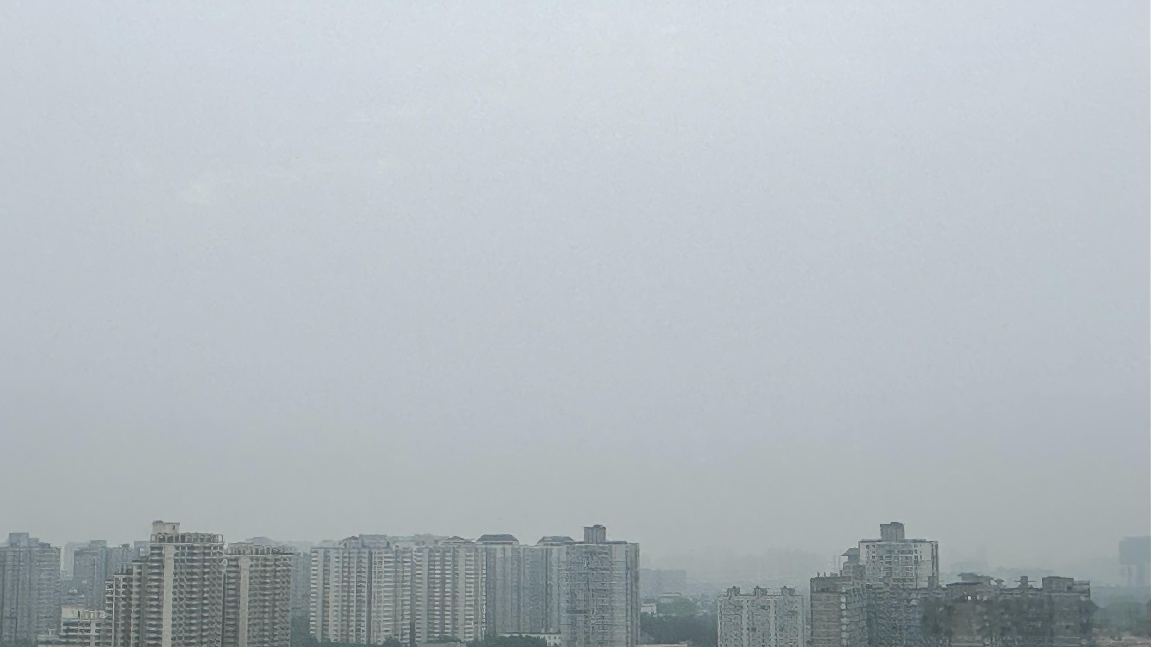 6:01 来时无迹去无踪，去与来时事一同。         何须更问浮生事，只此