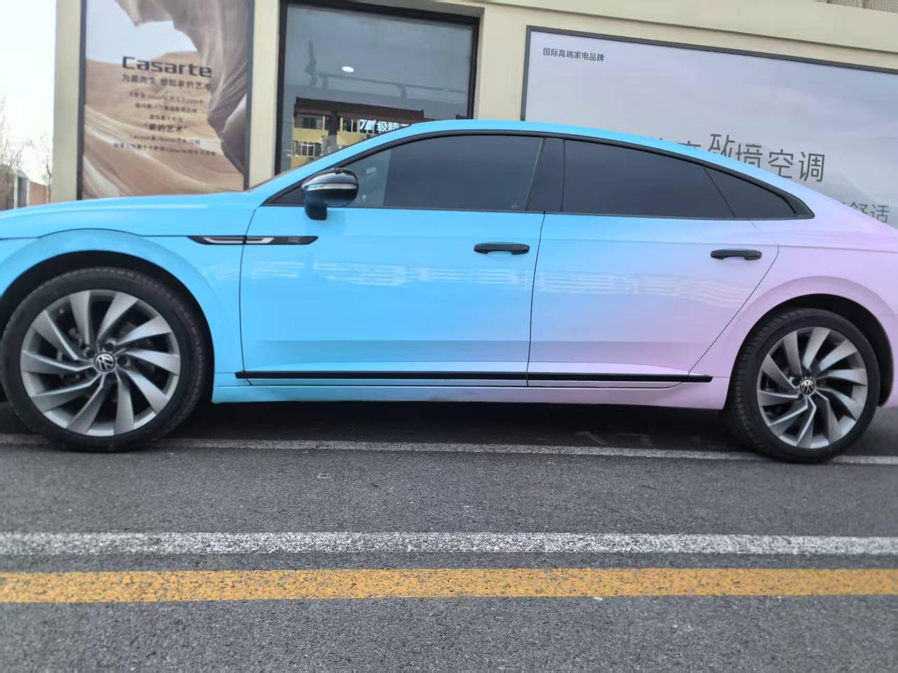 小编喜欢这车的颜值~
外观配色赞【来自懂车帝车友圈】