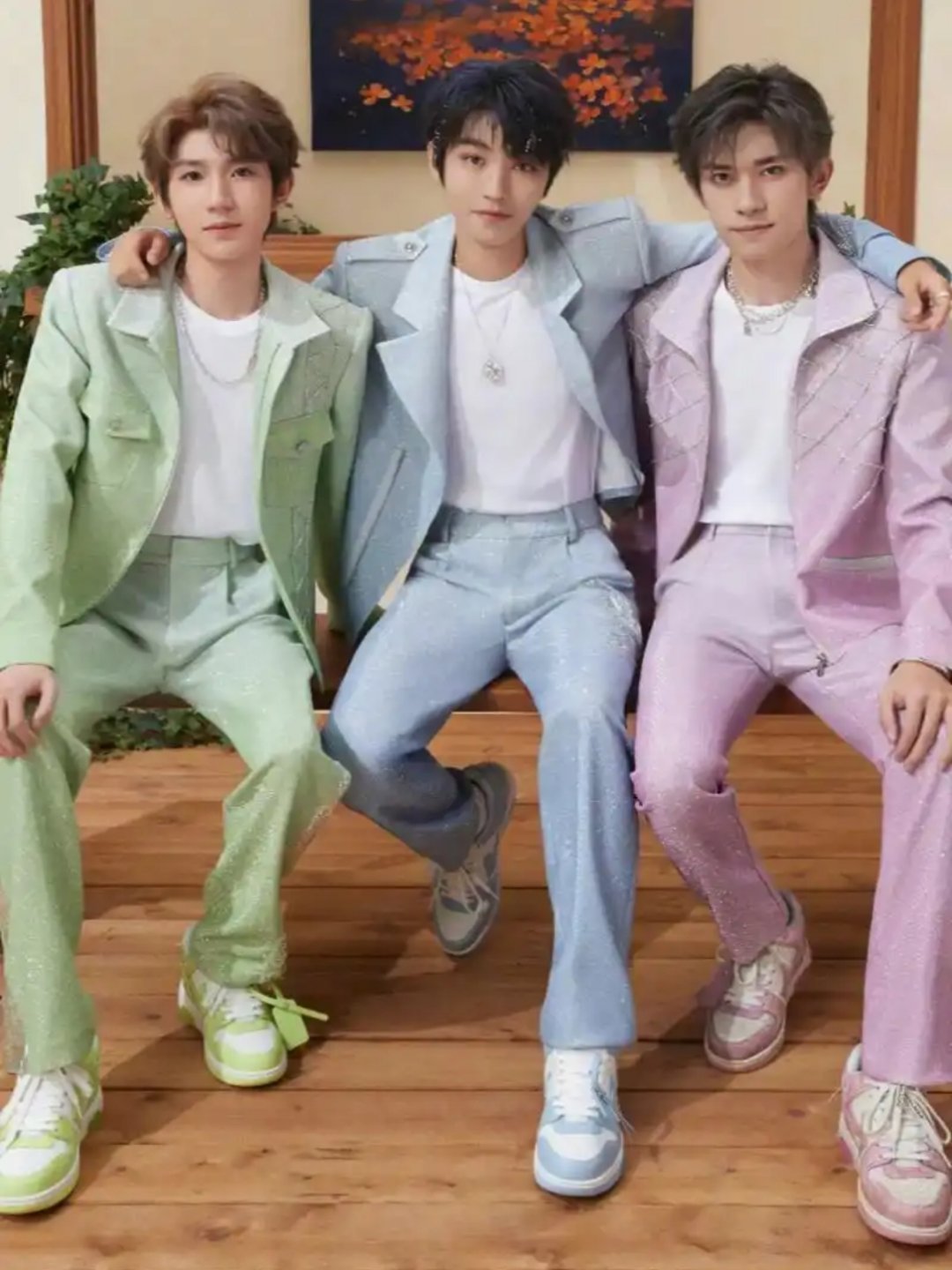 易烊千玺王俊凯王源 TF一代TFBOYS组合在2025年8月6日00:00发布周