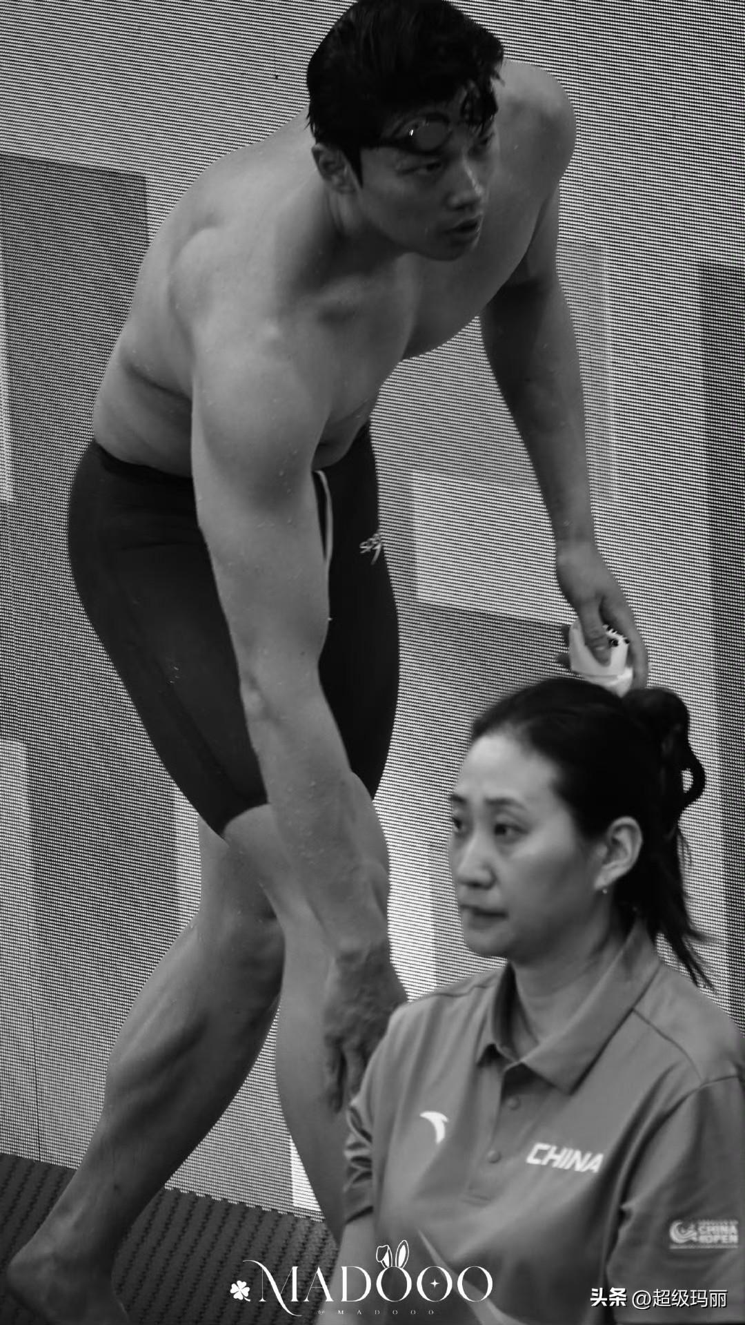 点击感受顺顺的宽肩长臂[舔屏]
坚持不熬夜