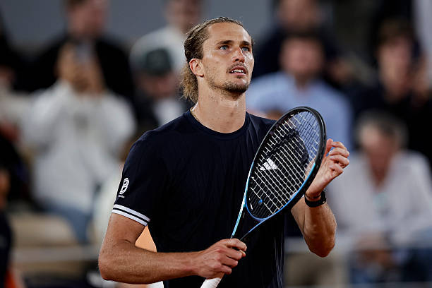 法网2026两场男单四分之一决赛，并没有想象中的精彩和纠缠🎾兹维列夫三盘带走霍