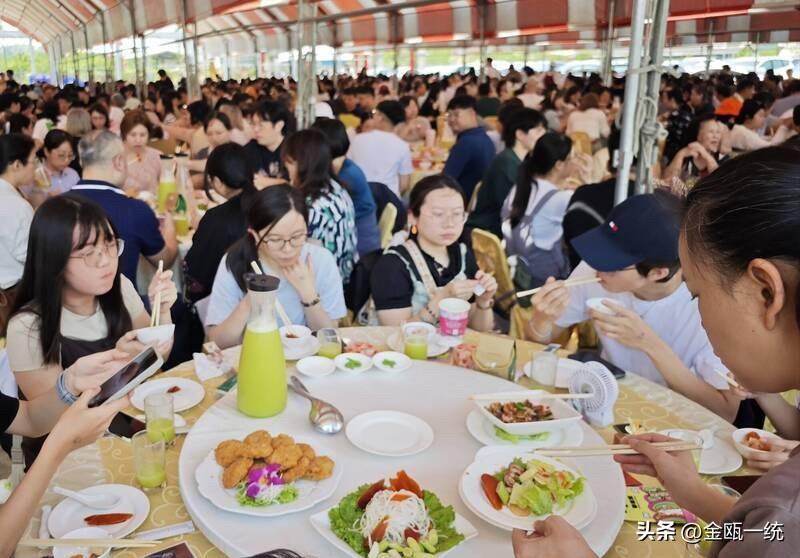 独派办庆祝“罢免韩国瑜6周年”餐会 “席开94桌”

独派宣布选在“罢韩6周年”