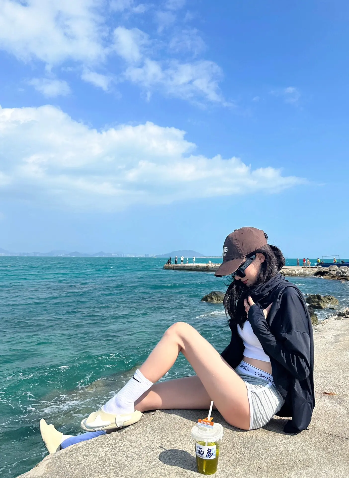 当你看清一个人而不揭穿，你就懂得了格局的意义，当你讨厌一个人而不翻脸你...