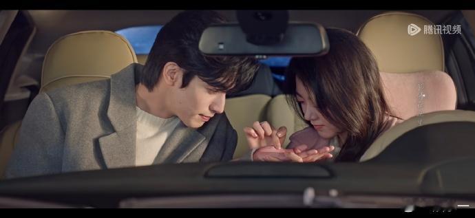 骄阳似我用爱打败性张力 一句 “我让你挑” 藏满尊重，17 集才碰手的细腻拉扯，