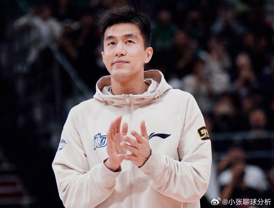 32岁郭艾伦怒斥：我没上过学？咋看懂你打的字？把我写得像傻子郭艾伦 近期，关于郭