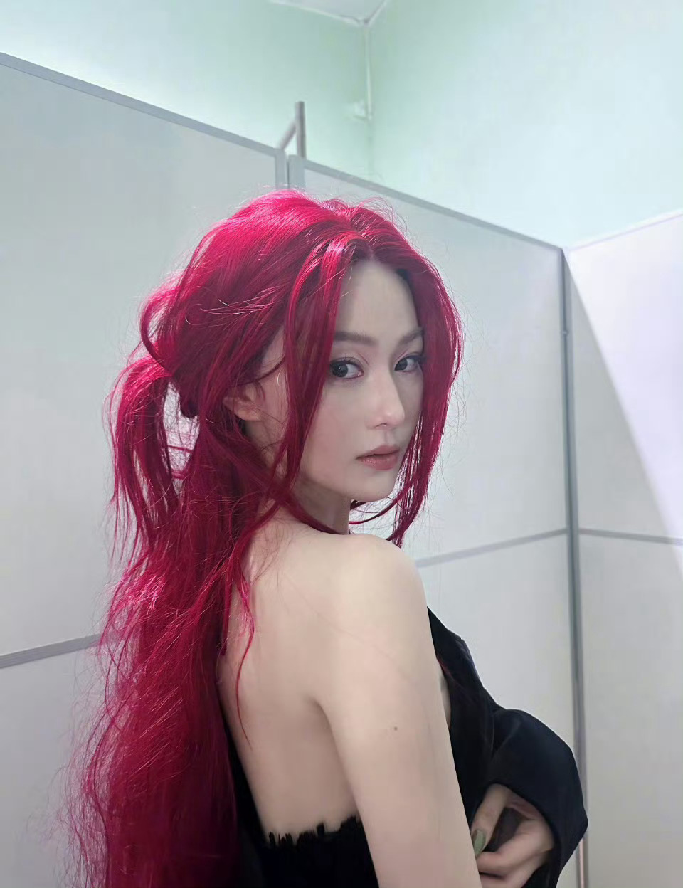 张馨予盯[色] ​​​