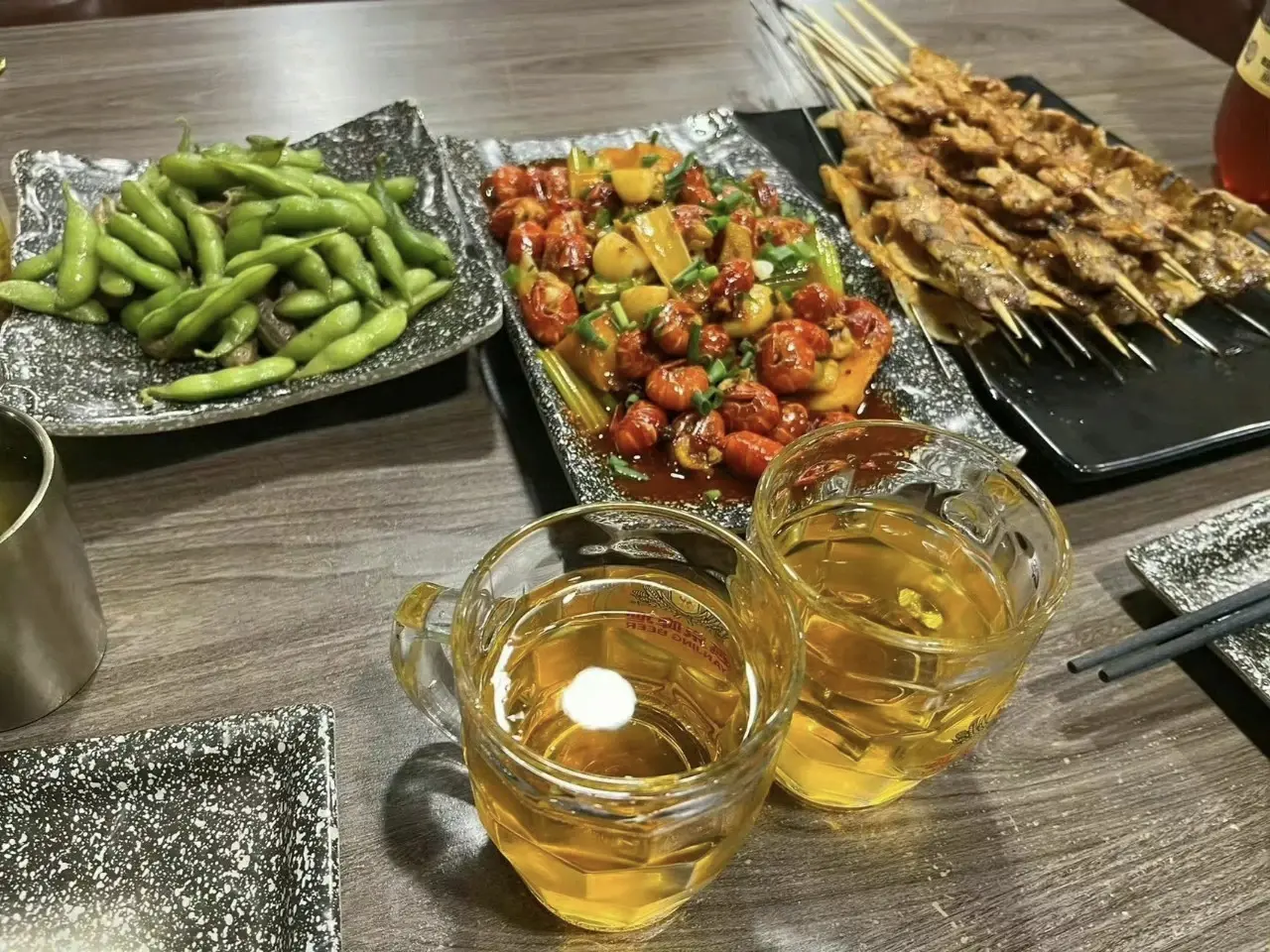 再听一遍青花瓷   敬我们初相识