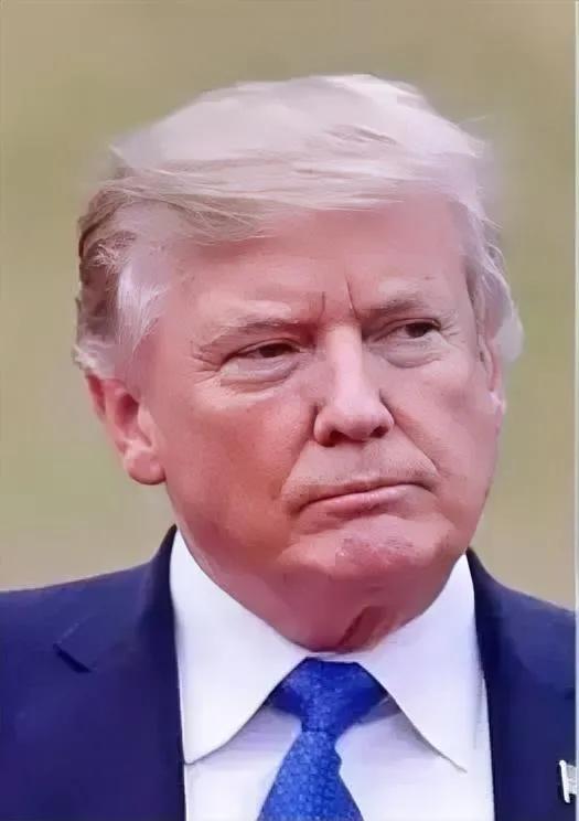 今天中午，我在网上信息中得知美国总统特朗普，又作妖了。他居然指使美军空袭伊朗的金