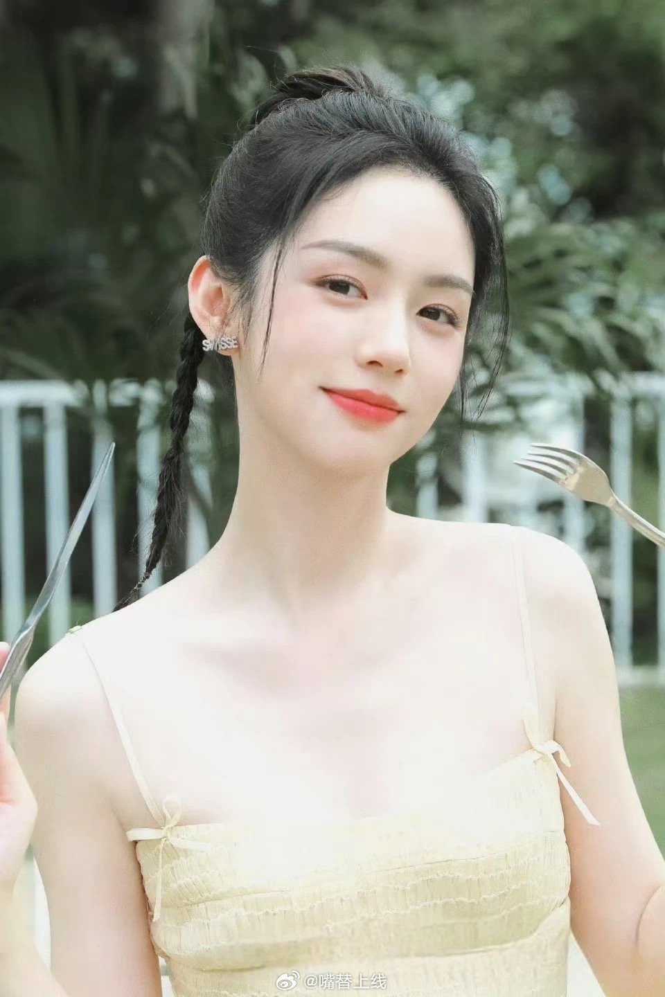 周也 | 青春女大，元气满满！ ​​​